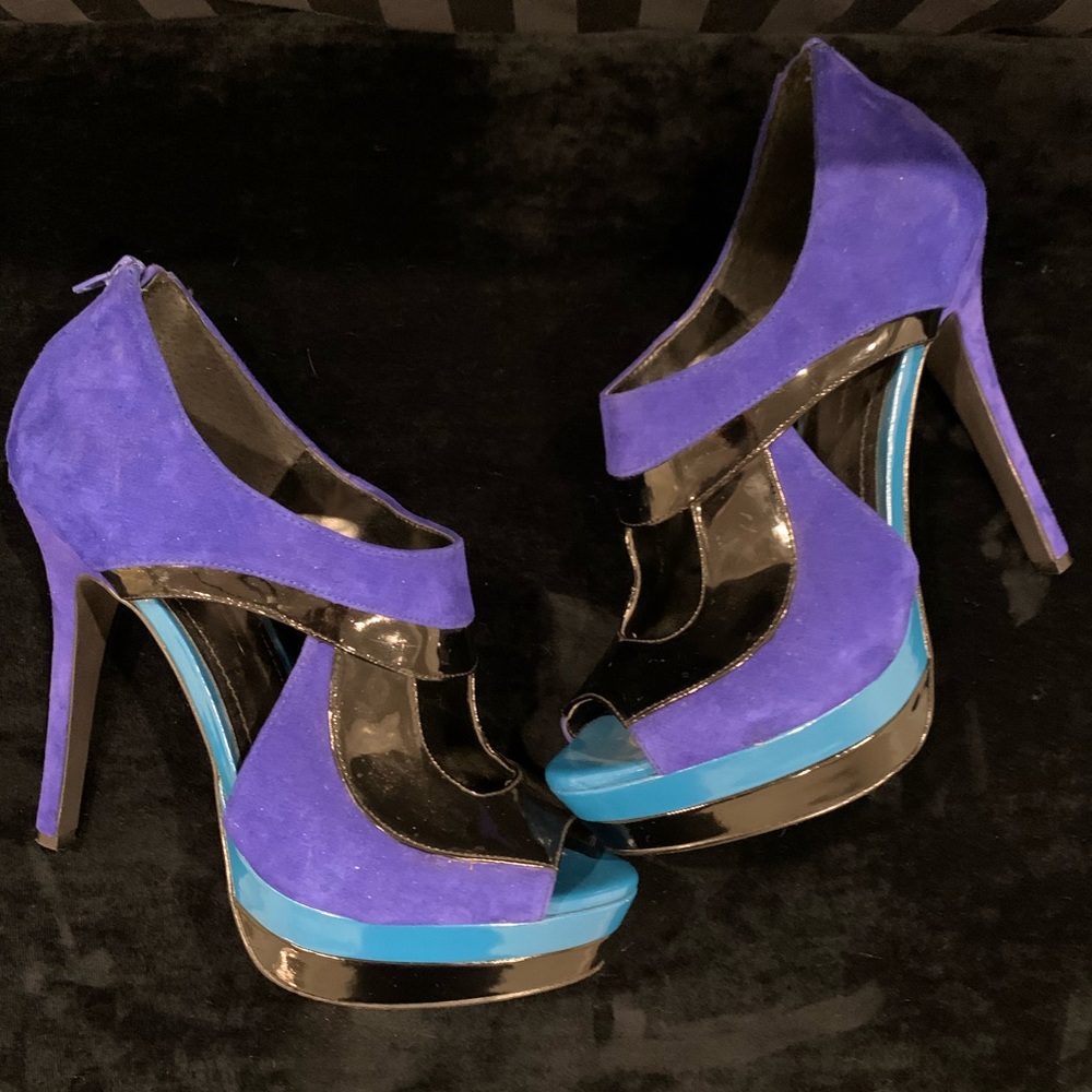Jessica Simpson heels